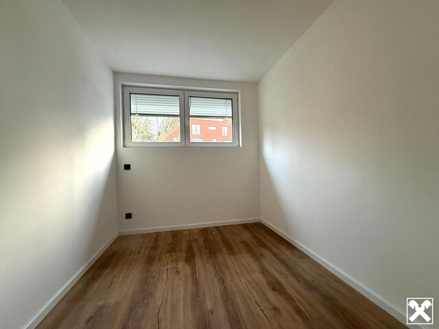 Neuvermietung! Erstbezug! Renovierte, kleine Stadtwohnung !