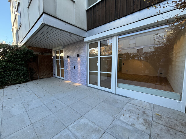 Neu renovierte Gartenwohnung in Zentrumnähe in einer ruhigen Wohnanlage.  