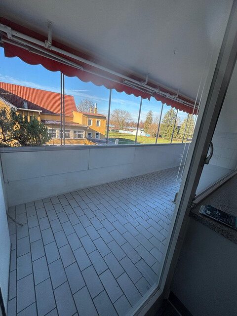 Helle 3 Zimmerwohnung in Seenähe