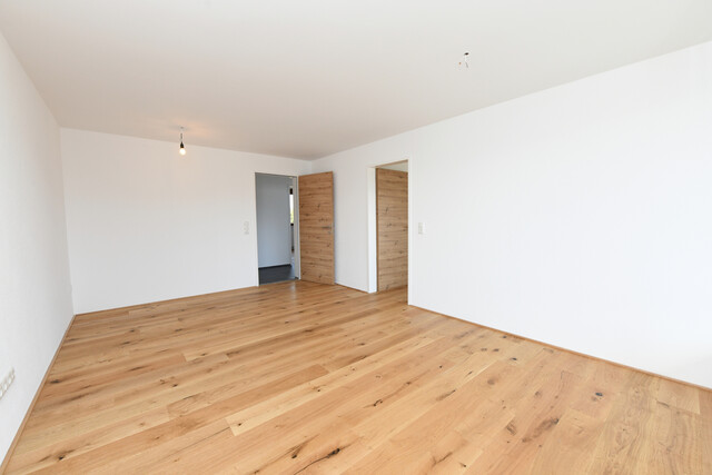 Modern wohnen: Frisch sanierte 4-Zimmer-Wohnung mit Charme