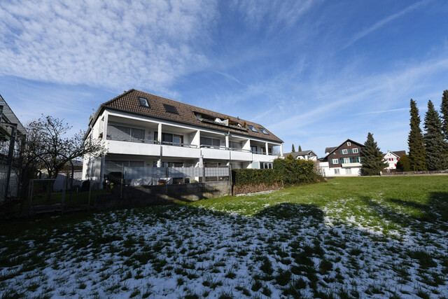 Modern wohnen: Frisch sanierte 4-Zimmer-Wohnung mit Charme