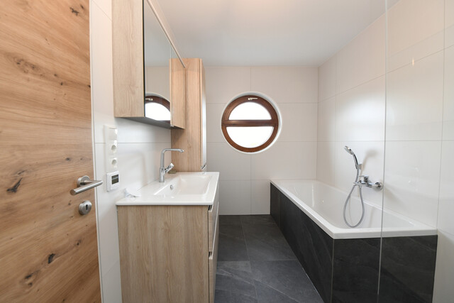 Modern wohnen: Frisch sanierte 4-Zimmer-Wohnung mit Charme