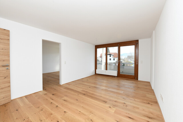 Modern wohnen: Frisch sanierte 4-Zimmer-Wohnung mit Charme