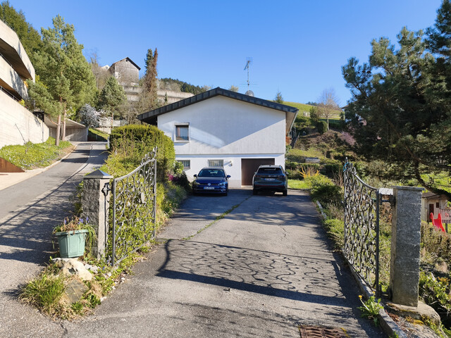 Traumhafte, freistehende Immobilie mit unverbautem Blick auf den Bodensee.Garage, Stellplatz, Balkon, Terrasse, Garten in absoluter Top-Lage!