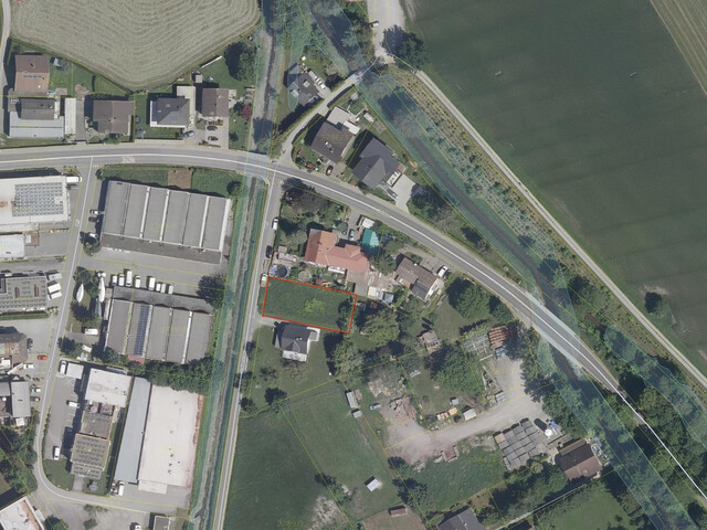 Schönes Grundstück für Ihr neues Eigenheim in liebevoller Umgebung