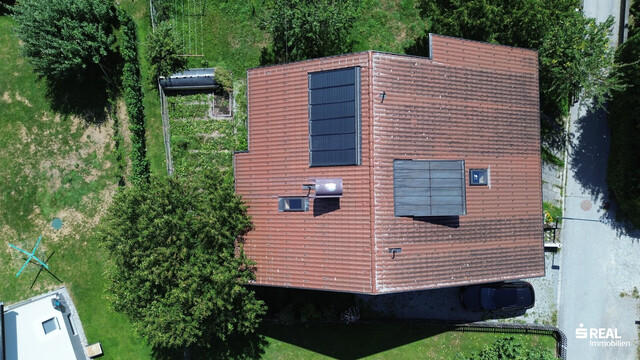 Großzügiges Einfamilienhaus mit tollem Garten in ruhiger Lage
