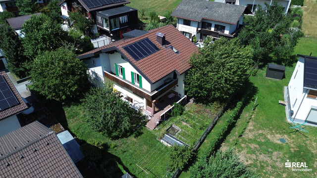 Großzügiges Einfamilienhaus mit tollem Garten in ruhiger Lage