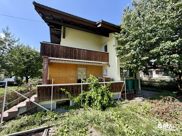 Großzügiges Einfamilienhaus mit tollem Garten in ruhiger Lage
