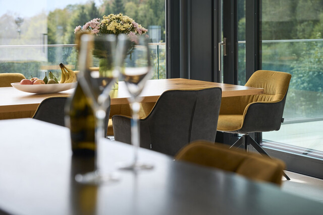 Traumhaftes Villa in Götzis mit Pool, Aufzug, Terrasse & Garage!