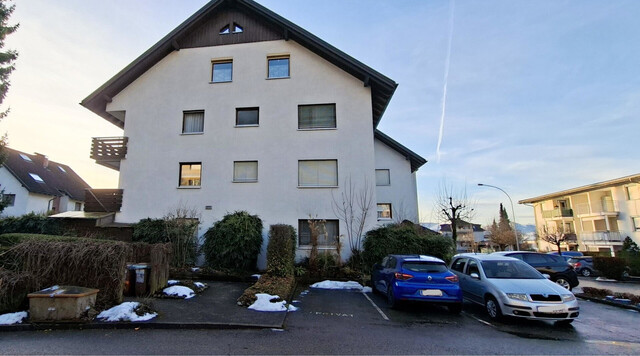 Traumhafte zweigeschossige Dachwohnung in Götzis mit Galerie, Terrasse und TG Platz - tolles Wohnerlebnis pur!