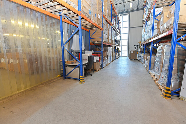 Lagerhalle mit eigener Laderampe zur Miete in Hohenems