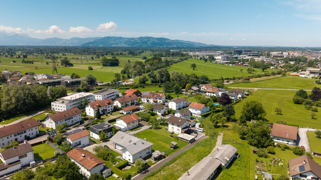 Erstbezug: Doppelhaushälfte in Schwarzach mit Wohnbauförderung