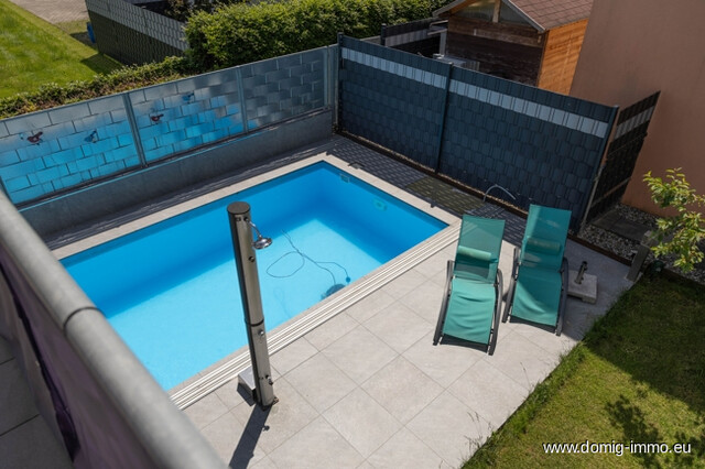 Einfamilienhaus mit Pool, Outdoor-Küche & Smart-Home-Komfort