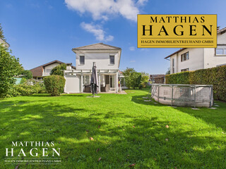 Einfamilienhaus mit großem Grundstück und Gartenparadies in Höchst