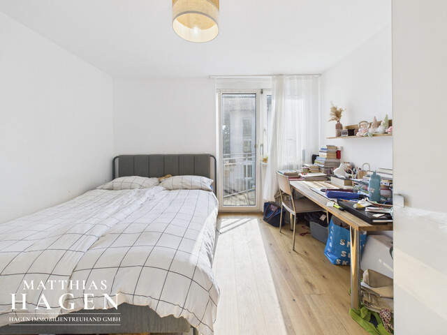 Einfamilienhaus mit großem Grundstück und Gartenparadies in Höchst