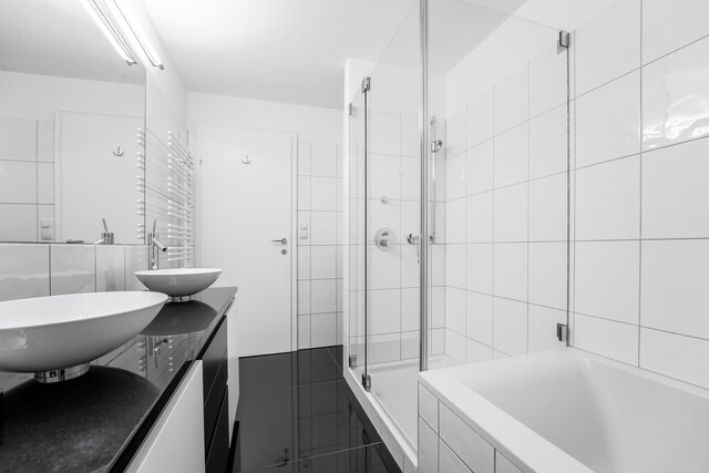 MIETE: 4-Zimmer-Dachgeschosswohnung mit Seeblick  in Lochau