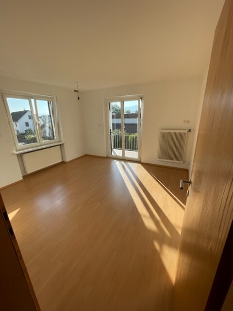 3-Zimmer Wohnung in 2-Familienhaus mit Balkon und Gartennutzung
