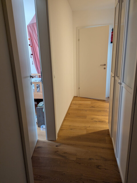 Hochwertige Gartenwohnung in Neubau (2023)