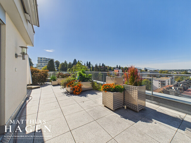 Einzigartige Wohnresidenz mit unverbaubarem Bodenseeblick und über 130 m² Terrasse