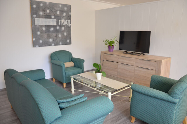 Wohnung mit 1 Zimmern voll möbliert Wohnung mit 1 Zimmern voll möbliert