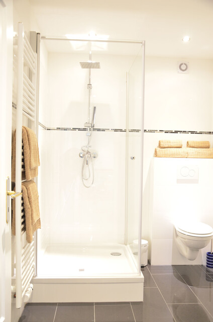 Wohnung mit 1 Zimmern voll möbliert