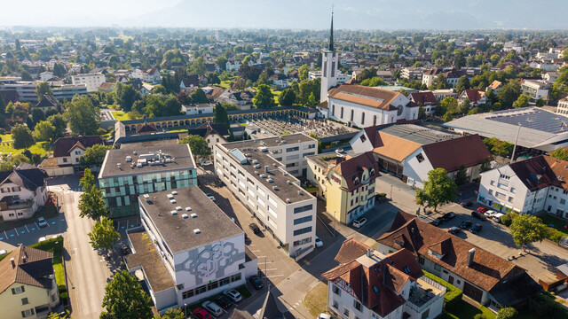Zentrale 3-Zimmer Wohnung in Lustenau: Terrasse und Tiefgarage