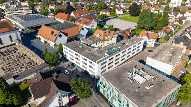 Zentrale 3-Zimmer Wohnung in Lustenau: Terrasse und Tiefgarage