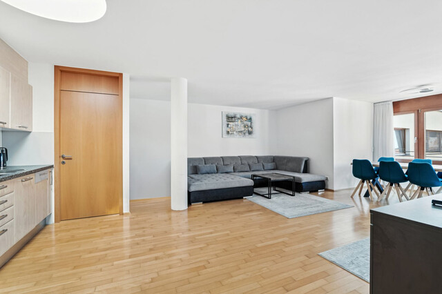 Zentrale 3-Zimmer Wohnung in Lustenau: Terrasse und Tiefgarage