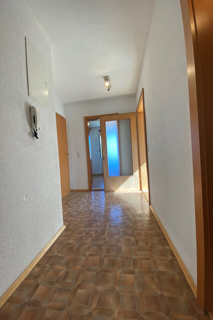 "ohne Provision" helle, 2 Zimmer Wohnung mit Gartenmitbenützung
