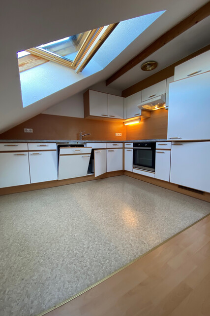 "ohne Provision" helle, 2 Zimmer Wohnung mit Gartenmitbenützung