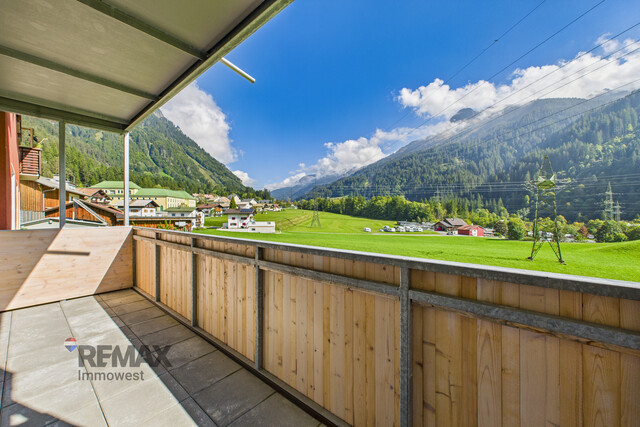 Alpenfeeling auf zwei Etagen – Maisonettewohnung mit Bergblick in Dalaas