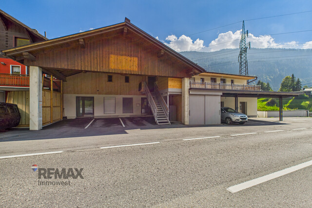 Alpenfeeling auf zwei Etagen – Maisonettewohnung mit Bergblick in Dalaas