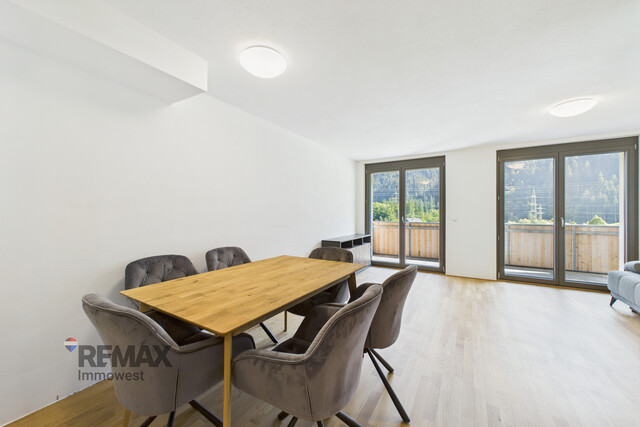 Alpenfeeling auf zwei Etagen – Maisonettewohnung mit Bergblick in Dalaas