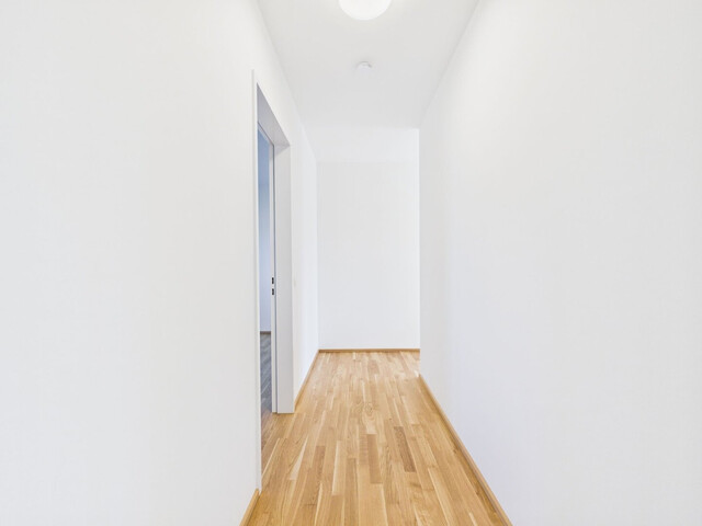 Exklusive 4-Zimmer-Maisonette-Wohnung mit Garten - Top 3