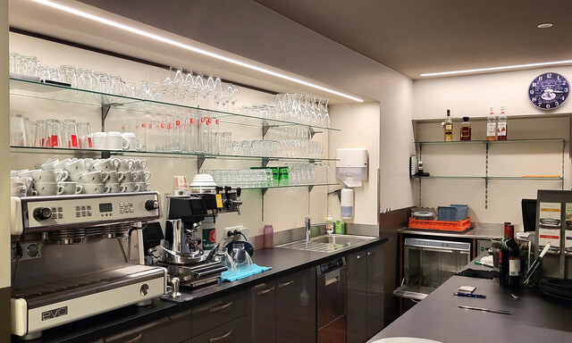 Cafe-Konditorei mit regionaler Küche zu verpachten