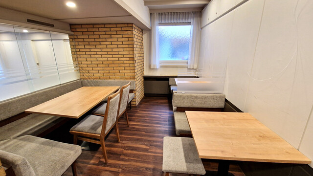 Cafe-Konditorei mit regionaler Küche zu verpachten