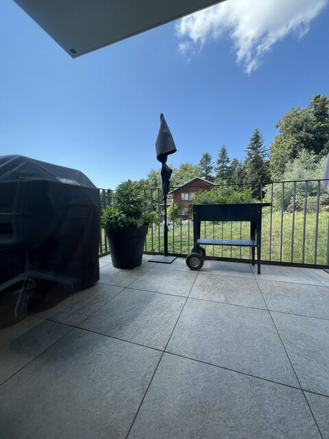 Einzigartig: stilvolle 3-Zimmer-Wohnung in Bildstein-Farnach mit Terrasse und Weitblick!