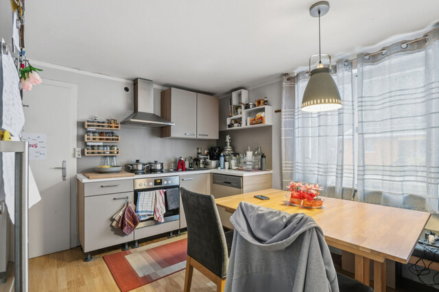 Charmantes Einfamilienhaus in Rankweil mit Garten, Garage & Bergblick – Renovierungsprojekt!