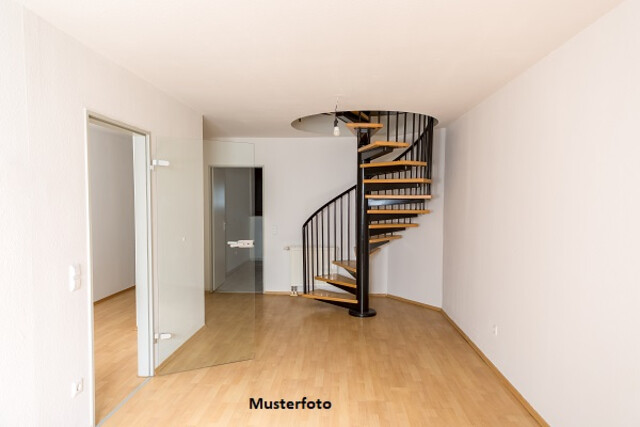 Modern wohnen auf zwei Ebenen - 2-Zimmer-Maisonette mit Stellplatz