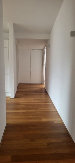 Sonnige Dachwohnung zu vermieten