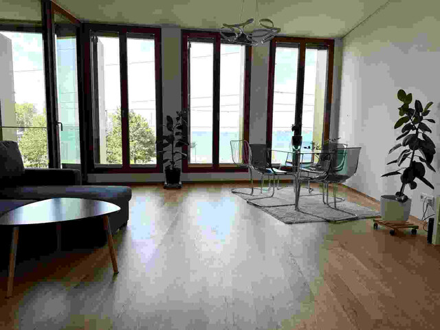 Exklusives Wohnen am See - Hochwertige 2-Zimmerwohnung mit Loggia