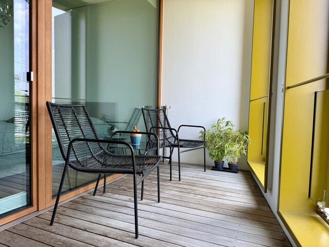Exklusives Wohnen am See - Hochwertige 2-Zimmerwohnung mit Loggia