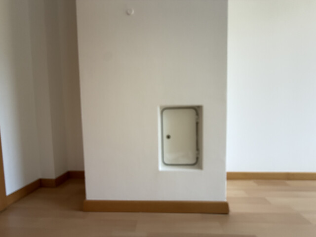 Schöne und sonnige  3-Zimmer-Wohnung mit 2 Tiefgaragenplätzen