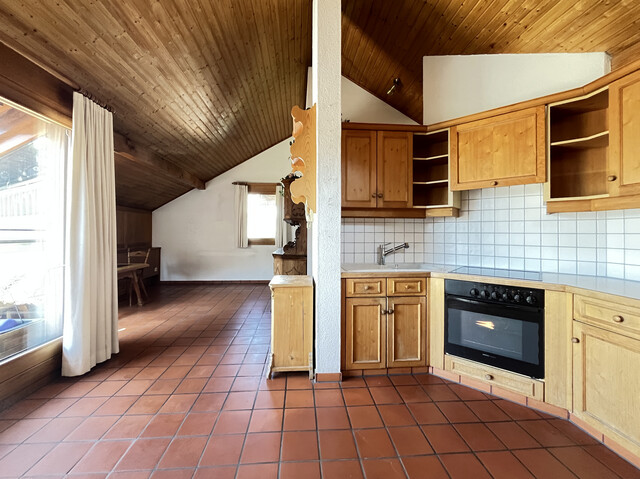 Attraktive 2-Zi-Dachgeschosswohnung zu einem finanzierbaren Preis!