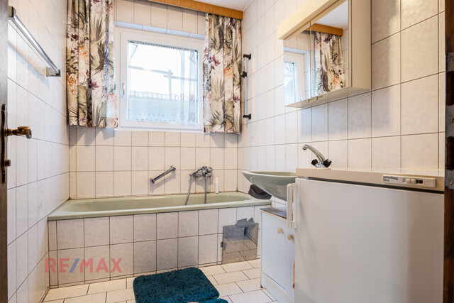 Haus im Landhausstil in ruhiger Lage mit Alpenblick