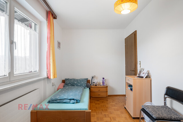 Haus im Landhausstil in ruhiger Lage mit Alpenblick