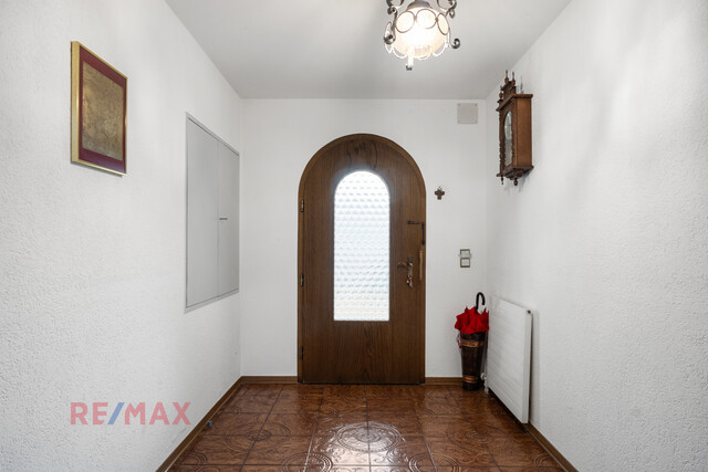 Haus im Landhausstil in ruhiger Lage mit Alpenblick