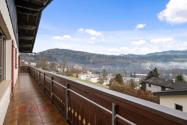 Haus im Landhausstil in ruhiger Lage mit Alpenblick