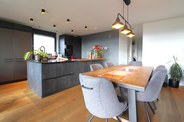 Götzis-Berg: Wohnen wo andere Urlaub machen - mit großer Terrasse und atemberaubendem Ausblick!