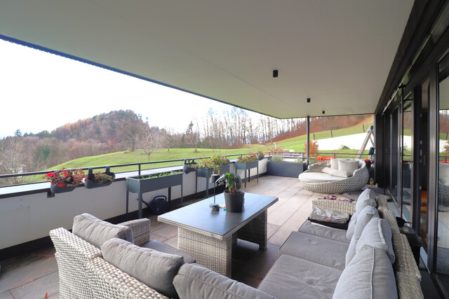 Götzis-Berg: Wohnen wo andere Urlaub machen - mit großer Terrasse und atemberaubendem Ausblick!
